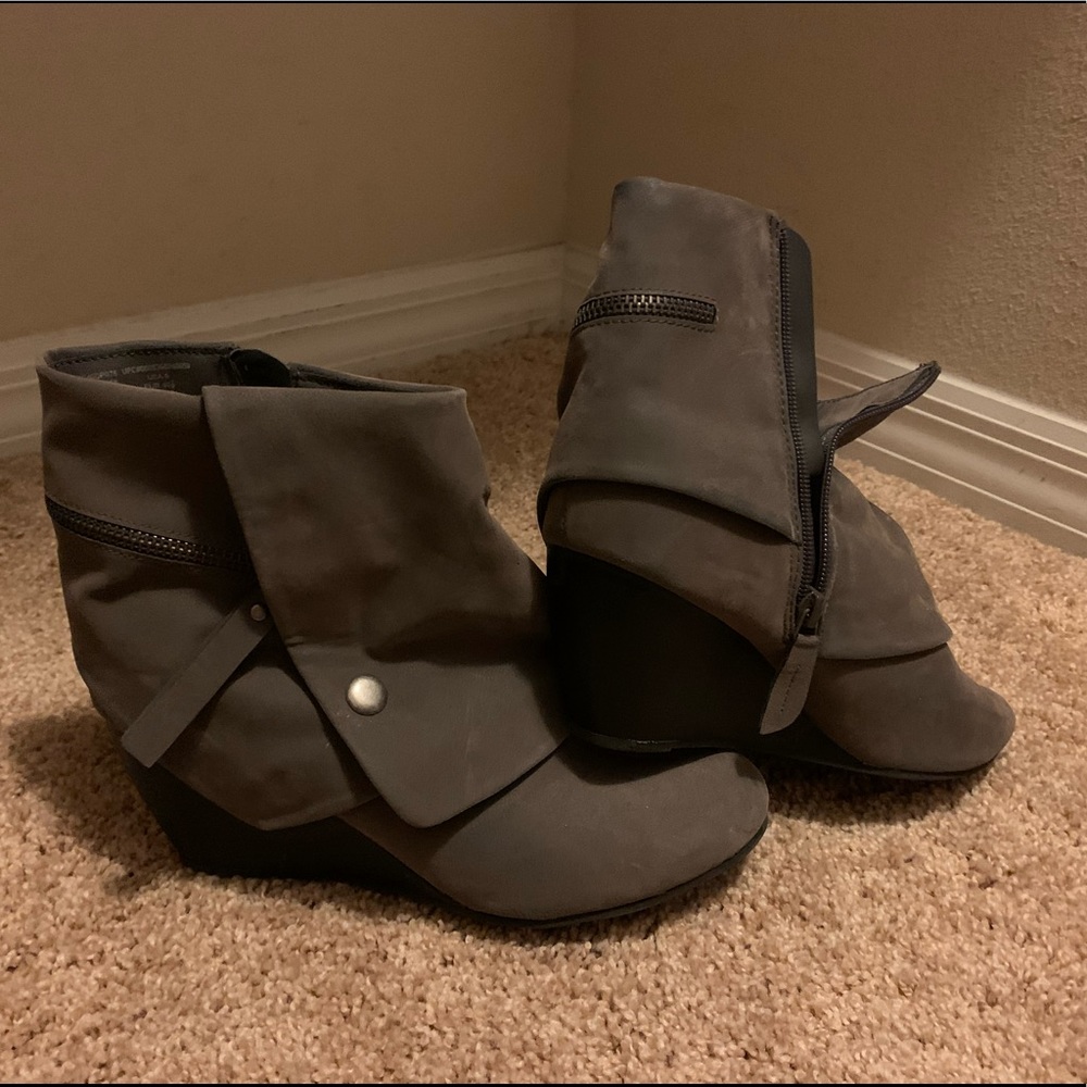 Super Cute Fall Booties - image 3